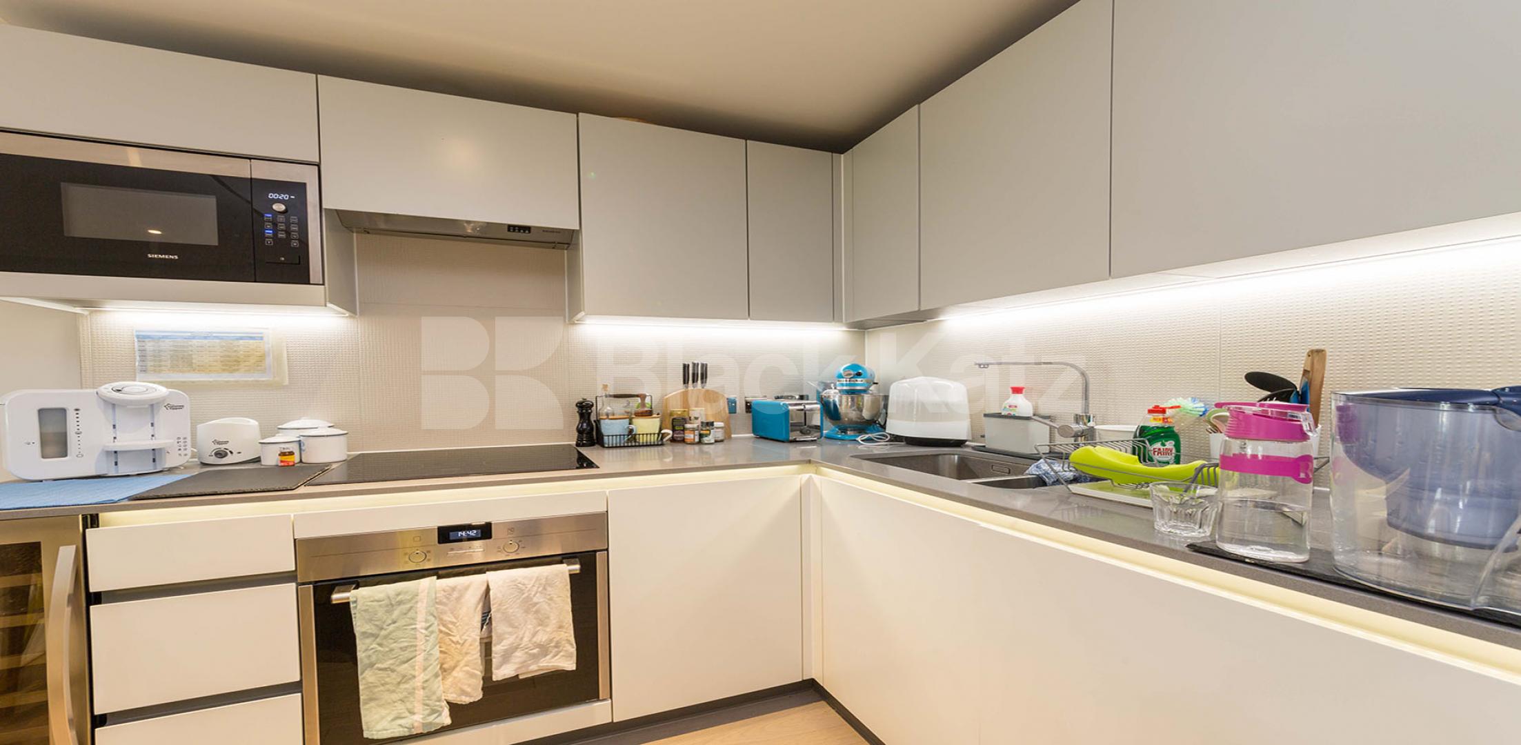 			NEW INSTRUCTION!, 2 Bedroom, 1 bath, 1 reception Apartment			 Wharf Road, ANGEL-OLD STREET